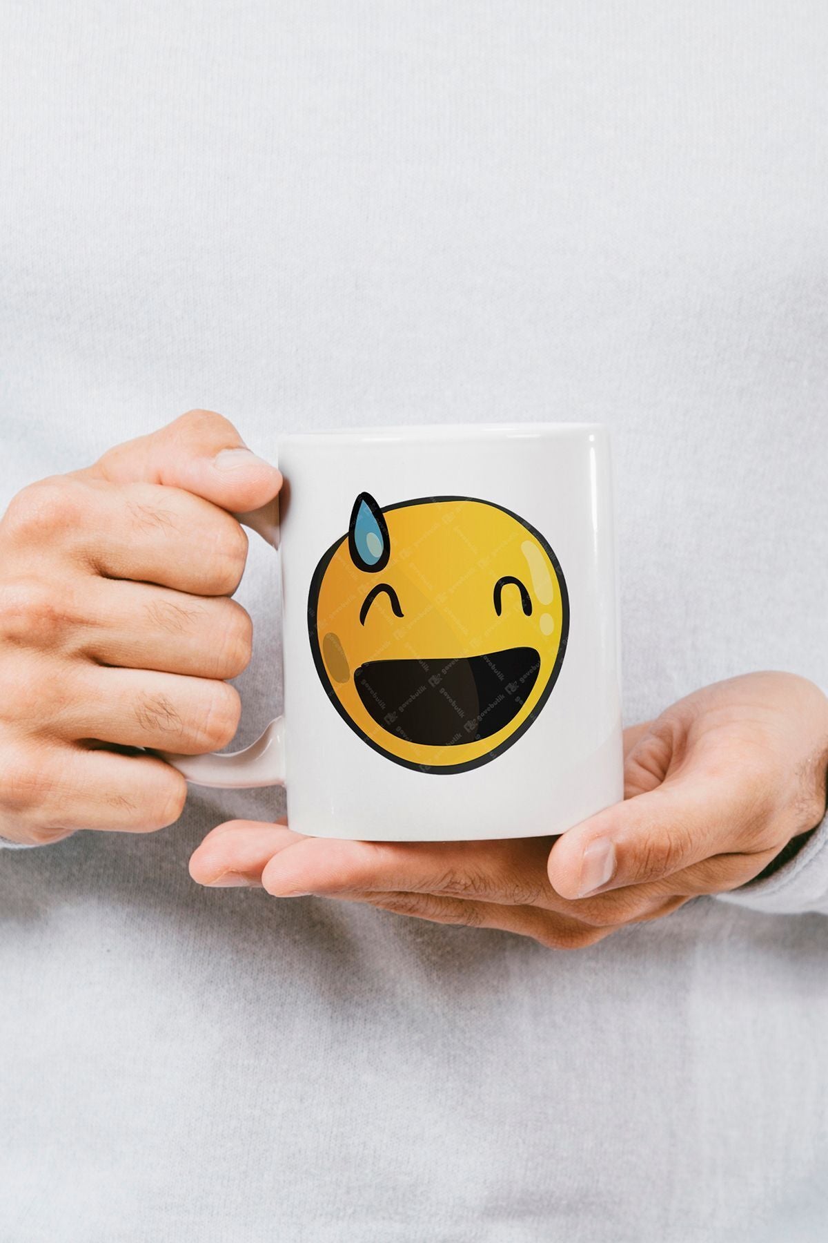 "Embarrassed Face" Emoji Baskılı Hediyelik Kupa Bardak